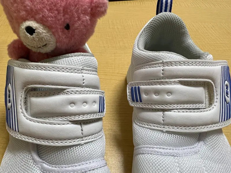 上履き留め具